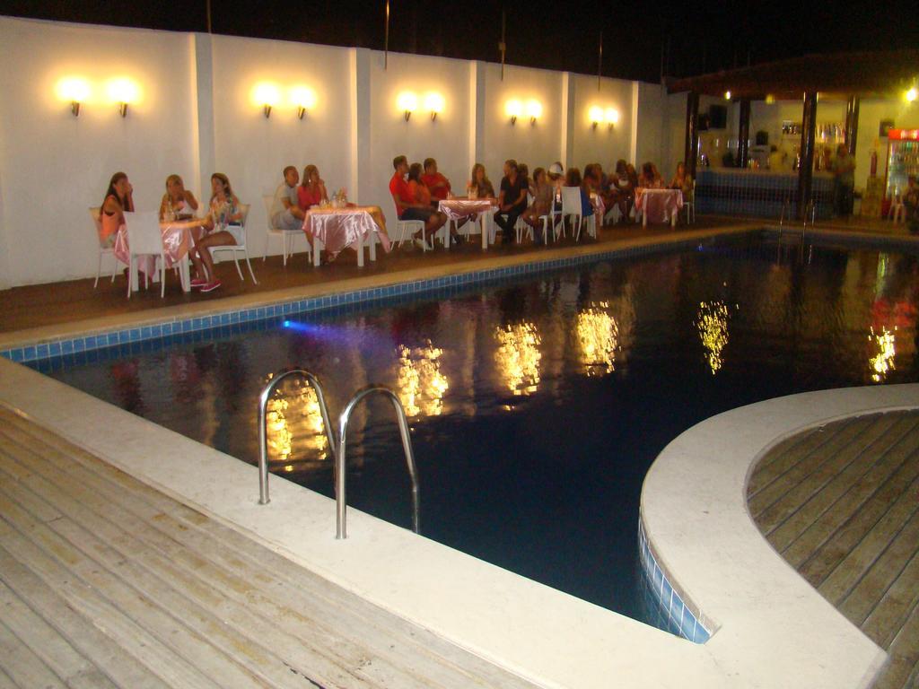 Hotel Paraiso Das Aguas Tucano Bagian luar foto